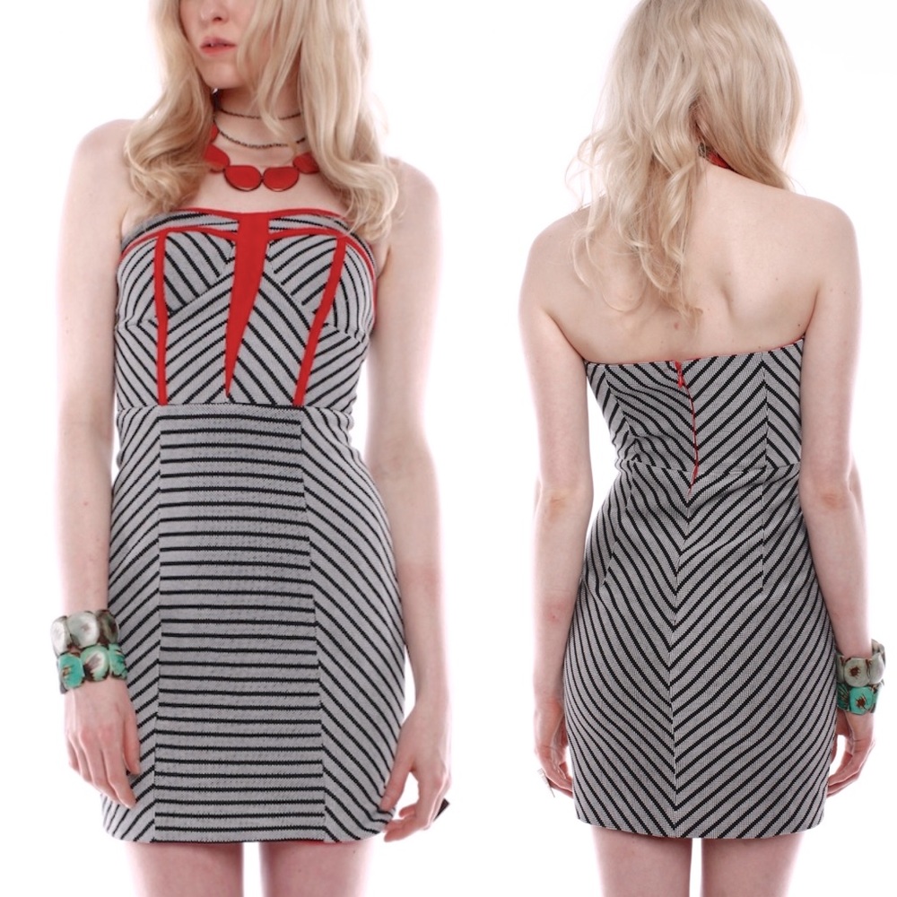 Ark & Co. Strapless Red/Black Chevron Strapless Mini Dress